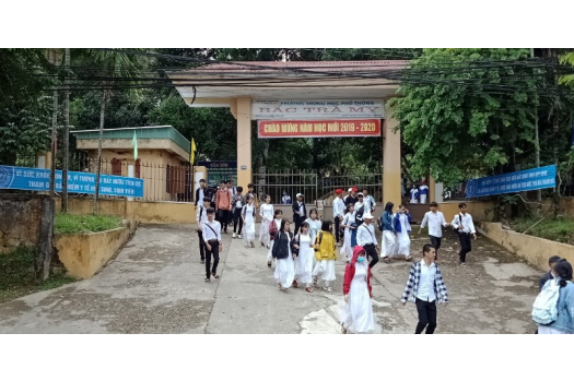 BHXH huyện Bắc Trà My phấn đấu vận động 100% học sinh tham gia BHYT năm học 2019-2020