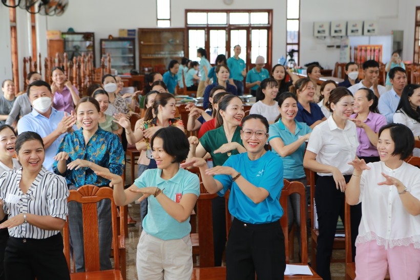 Tập huấn "Xây dựng văn hóa đọc trong nhà trường"