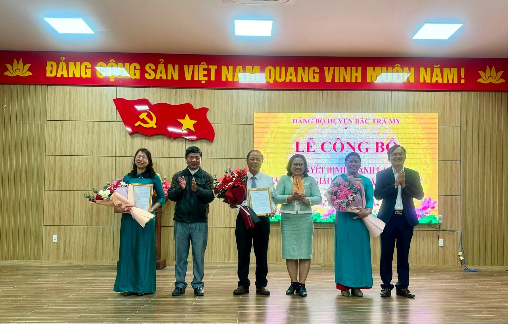Công bố quyết định thành lập Ban Tuyên giáo và Dân vận Huyện ủy Bắc Trà My